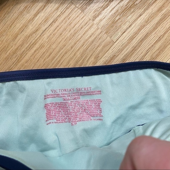 Victoria’s Secret Swim Suit Padded W/ 2 Bottoms 32A Small Blue Cat Eye Paisley - Picture 9 of 11